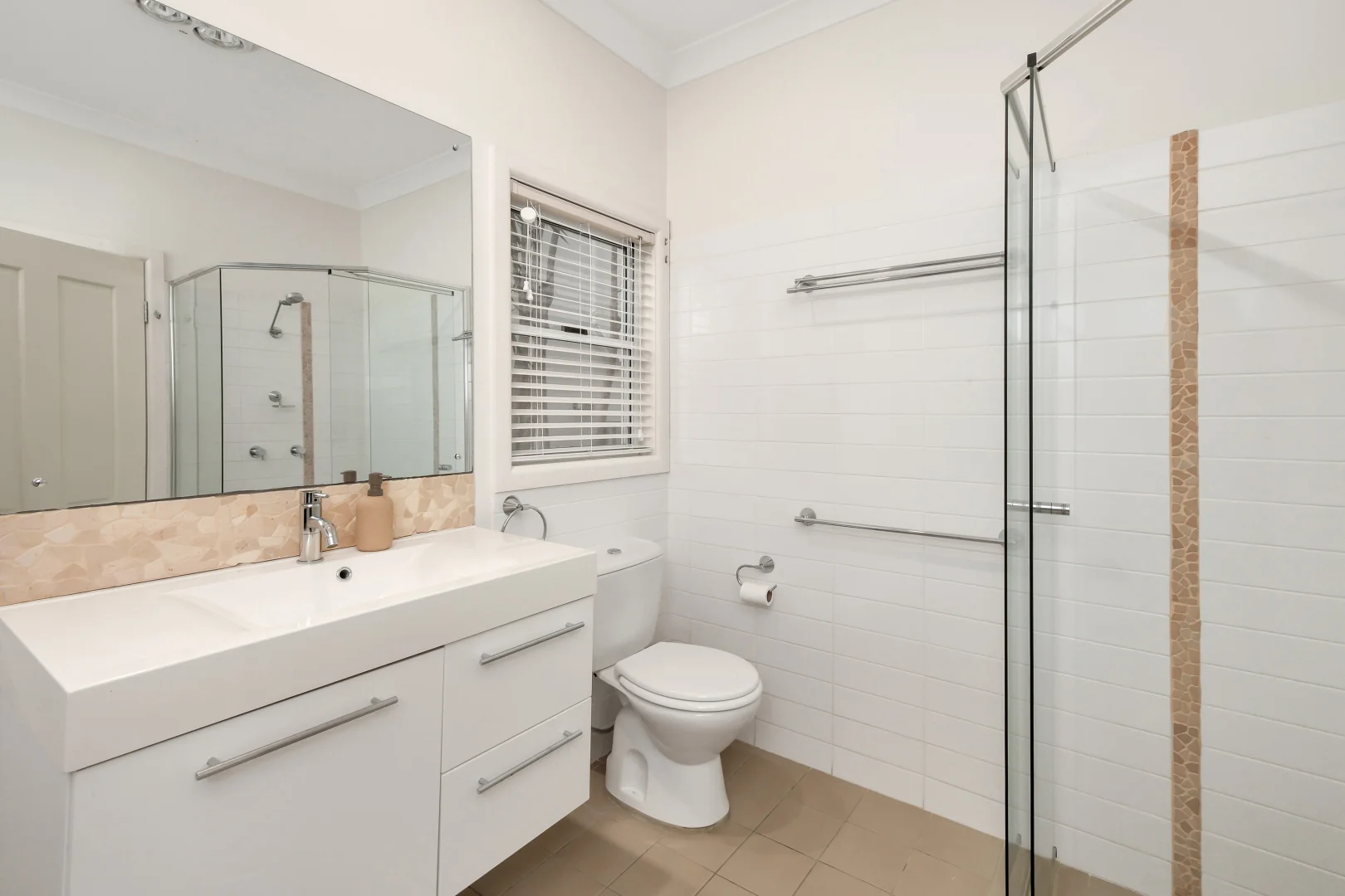 Additional image 15 of 73 Patrick Crescent, Saratoga NSW 2251