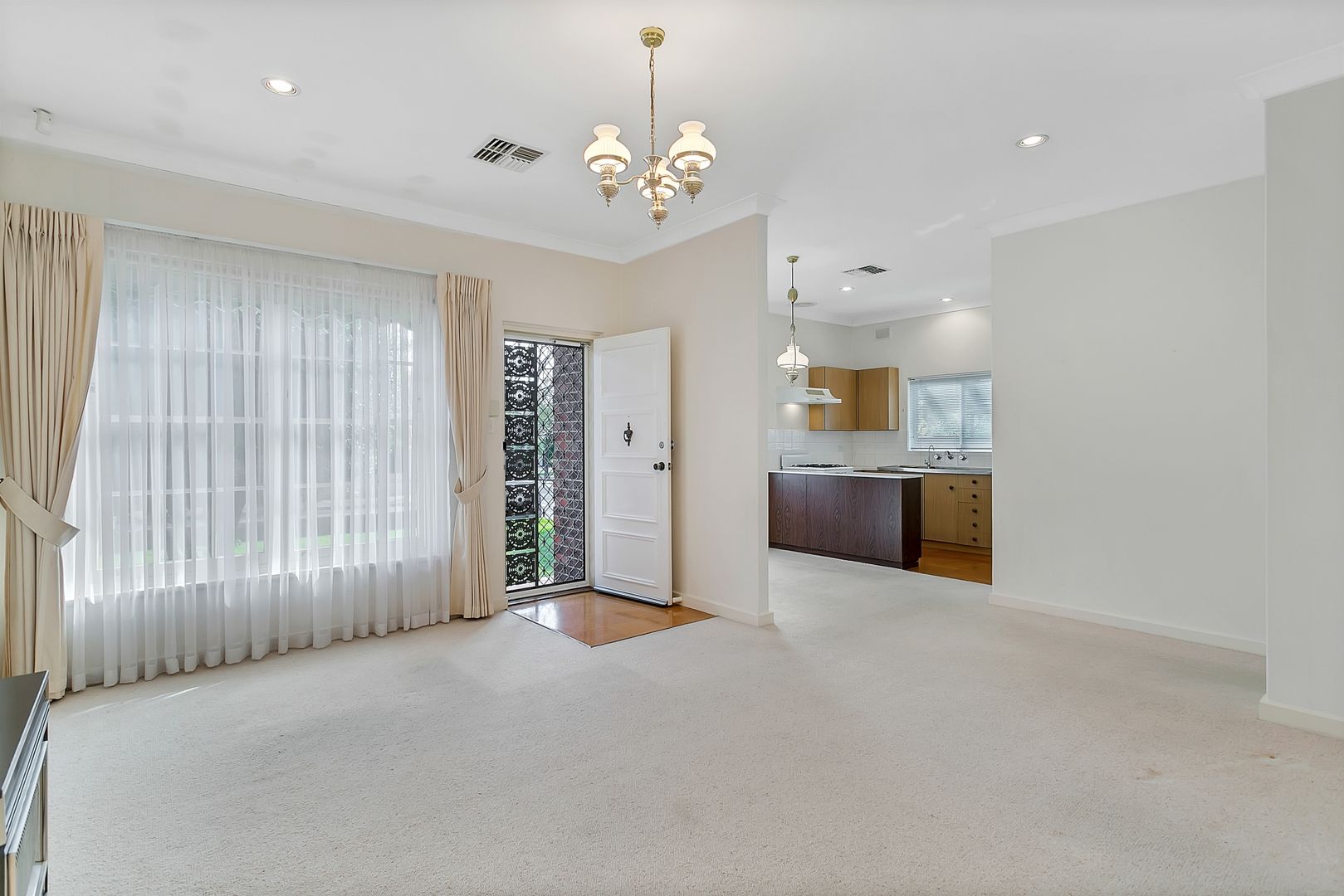 1/4 Tobruk Avenue, Kensington Park SA 5068, Image 1