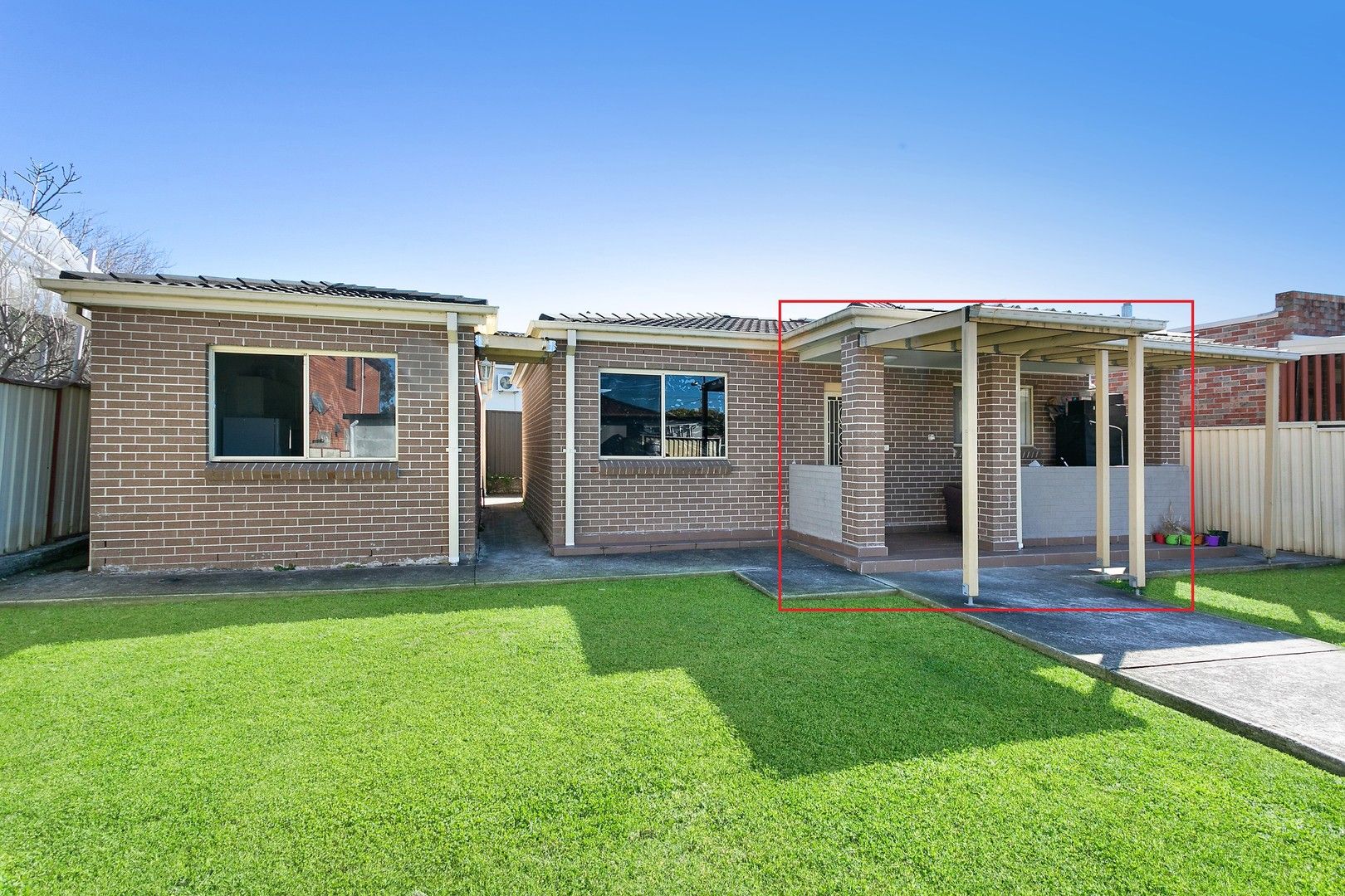 2 bedrooms House in 635B Punchbowl Road PUNCHBOWL NSW, 2196