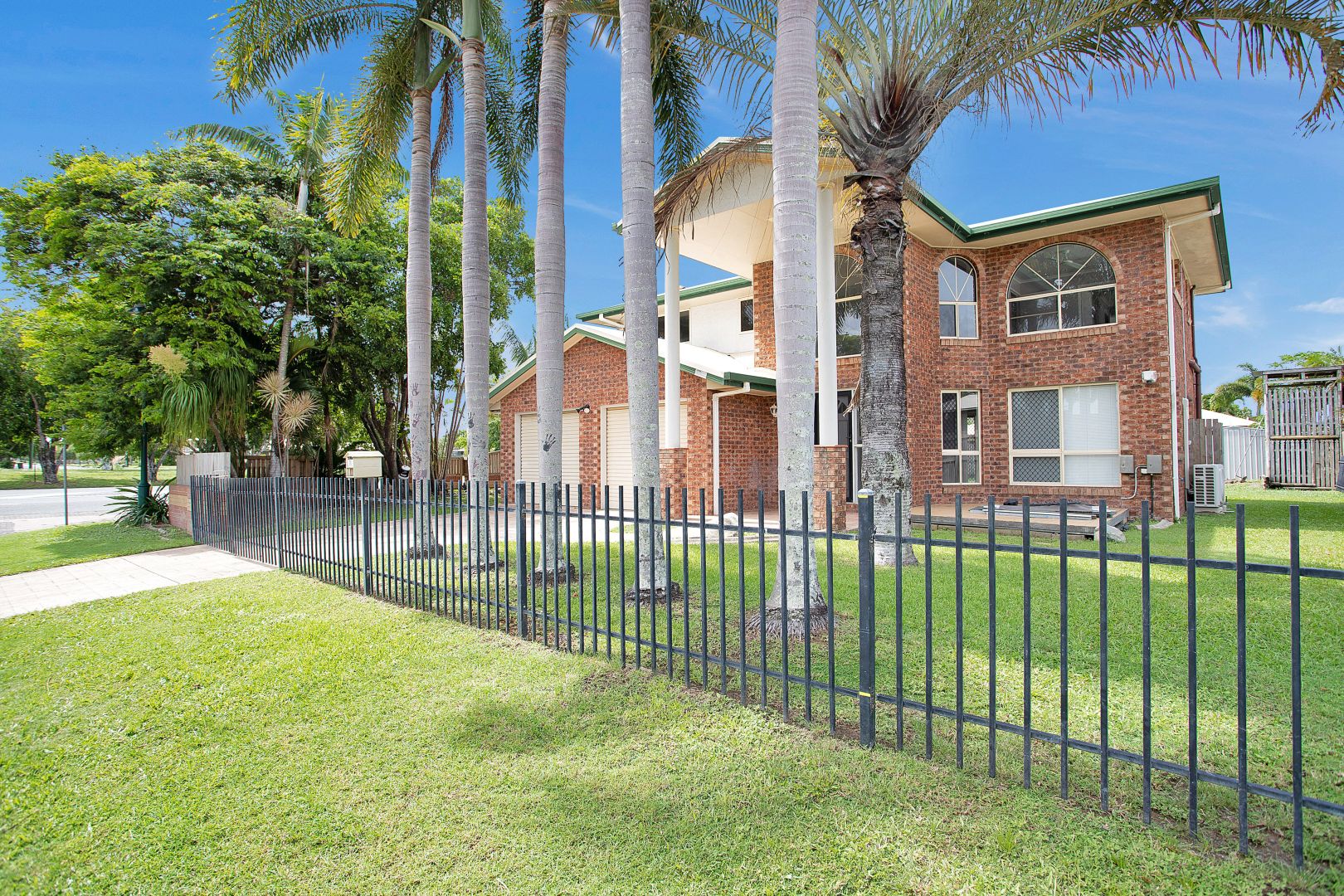 10 Amiet Street, South Mackay QLD 4740, Image 1