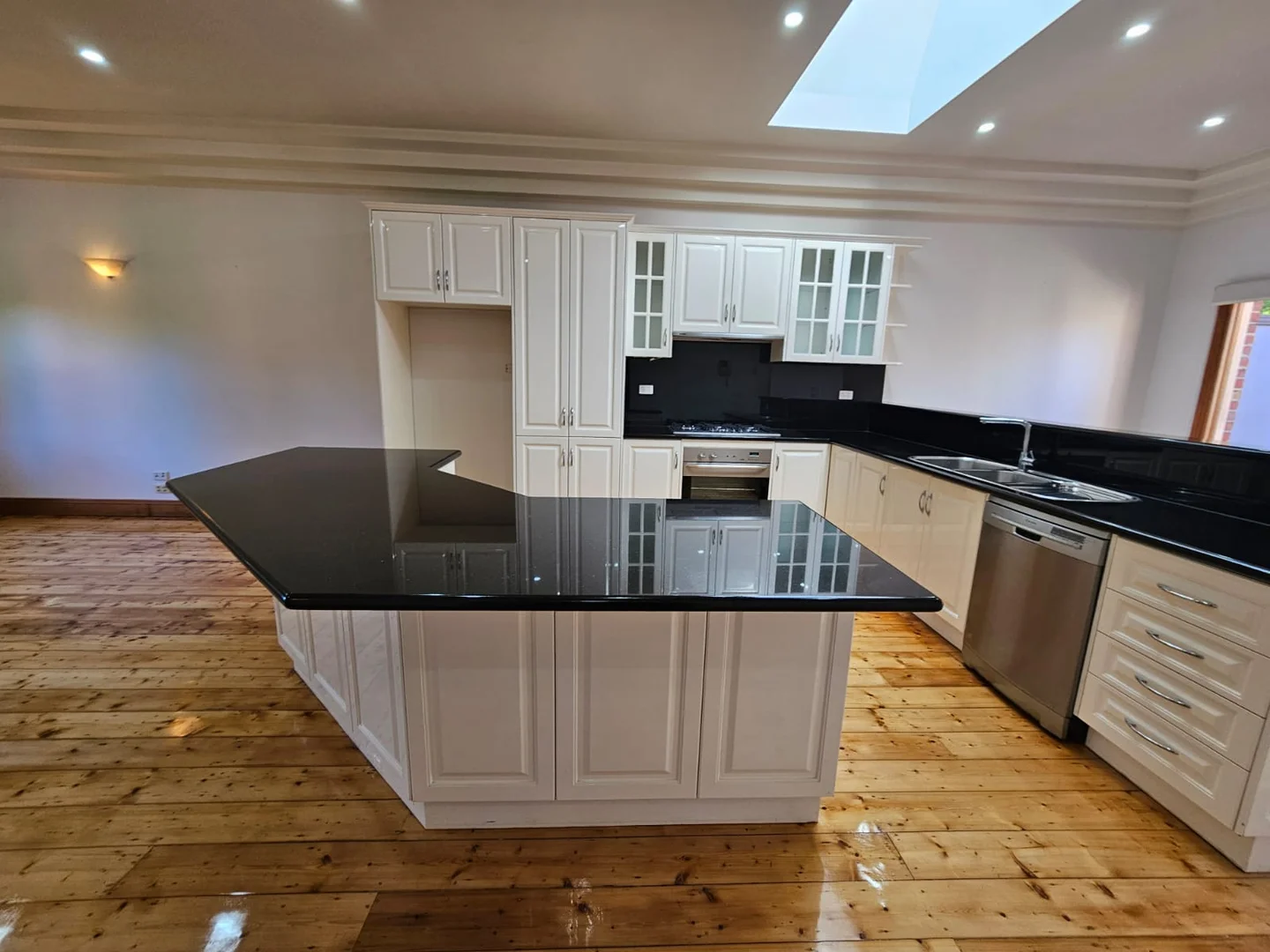 Additional image 6 of 1/44 Dallas Avenue, Hughesdale VIC 3166