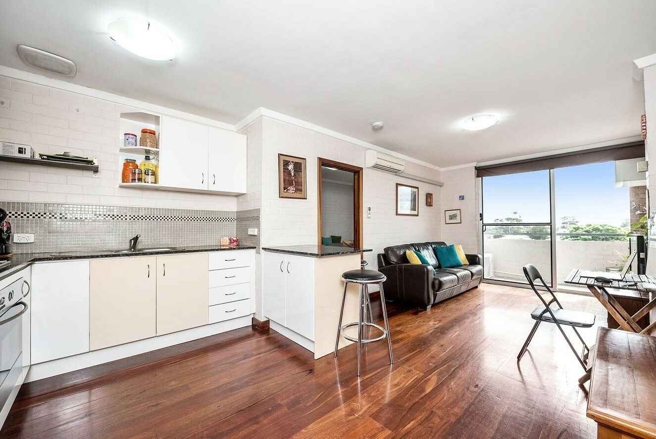 1 bedrooms Apartment / Unit / Flat in 502/365 Cambridge Street WEMBLEY WA, 6014