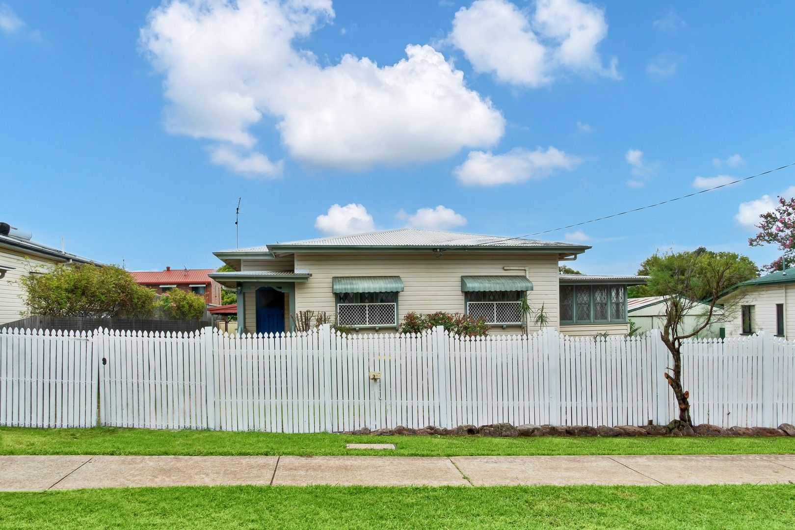 3 bedrooms House in 37 Clark Street SOUTH TOOWOOMBA QLD, 4350