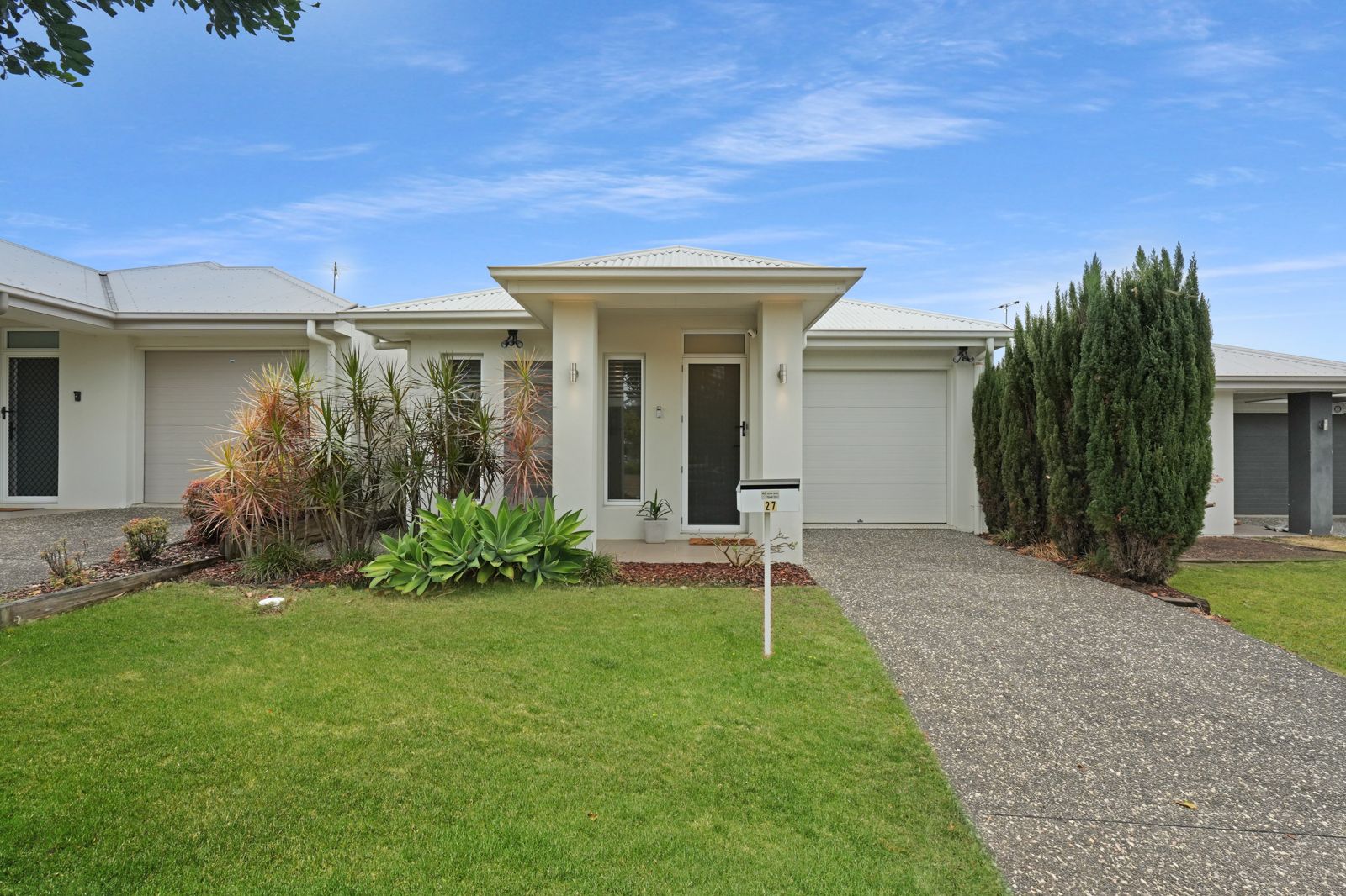 3 bedrooms House in 27 Staten Street NORTH LAKES QLD, 4509