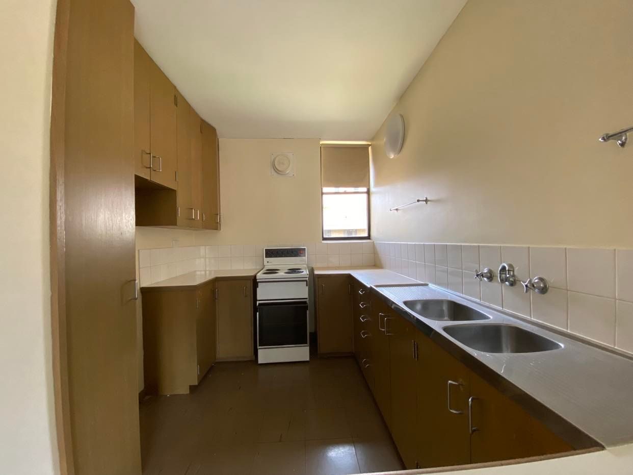 3 bedrooms Apartment / Unit / Flat in 9/53 Dorrit Street CARLTON VIC, 3053