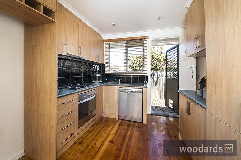 2/31 Moonya Road, Carnegie VIC 3163, Image 2