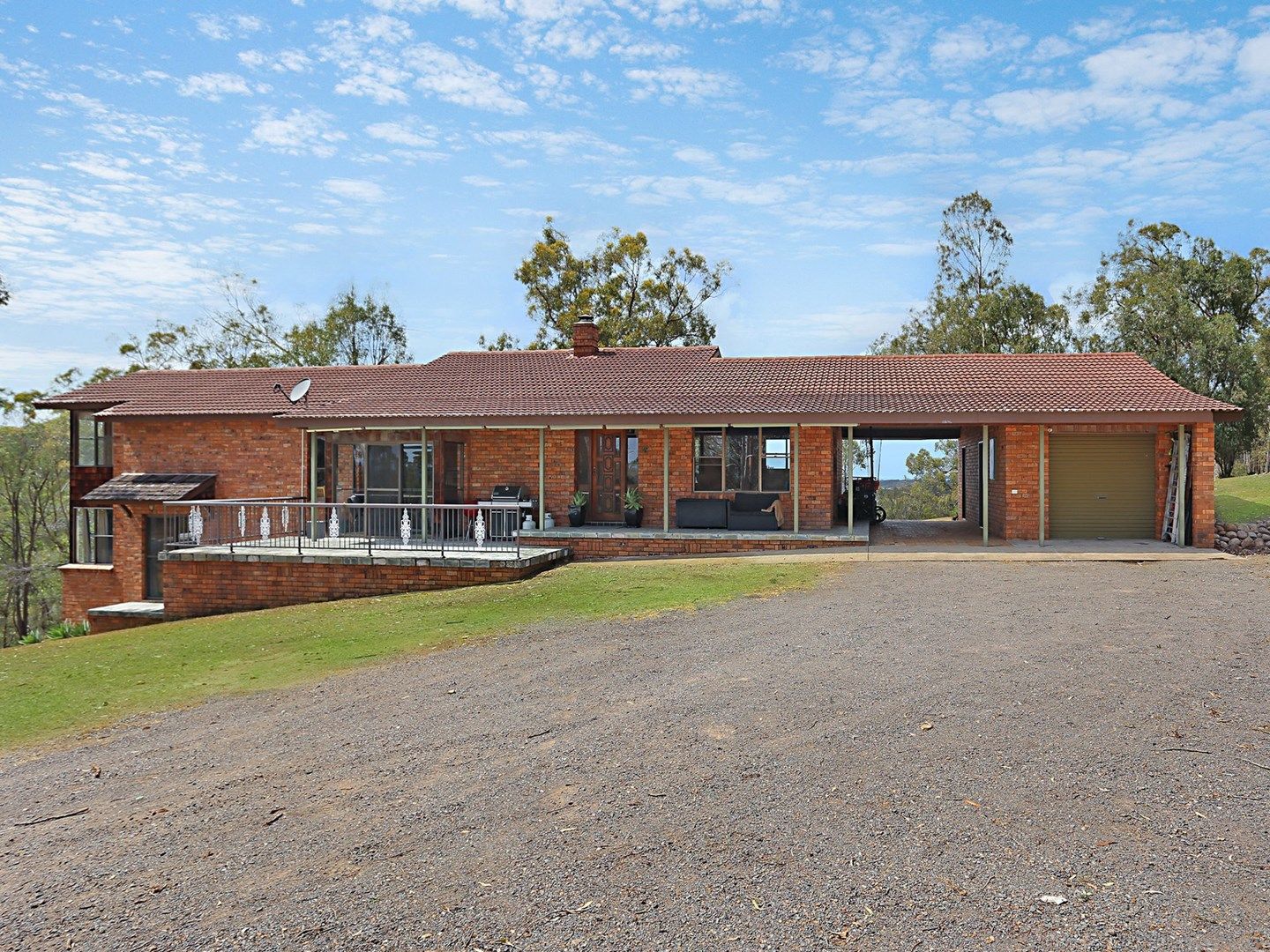 10 Langlands Road, Glen Oak Property History & Address Research Domain