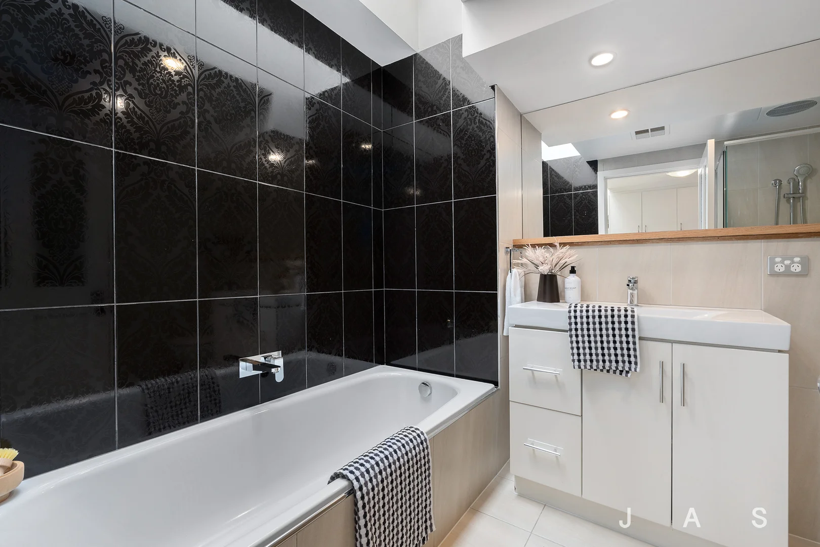 Additional image 11 of 14 Barnet Street, Yarraville VIC 3013