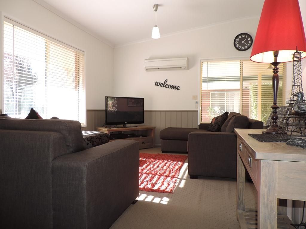 9/20 Gavan Street, Bright VIC 3741, Image 1