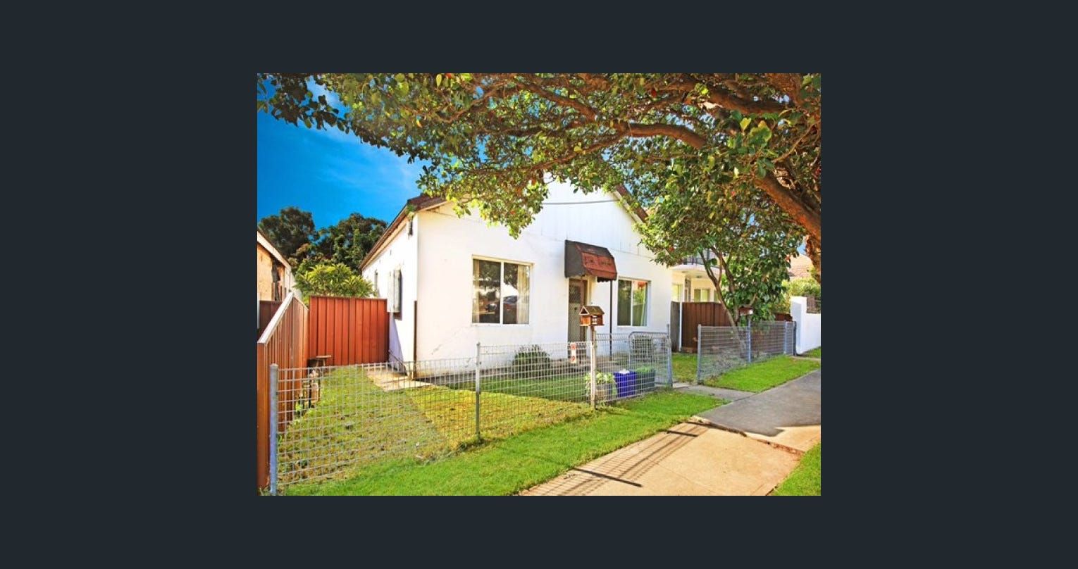 3 bedrooms House in 12 Botany Street CARLTON NSW, 2218