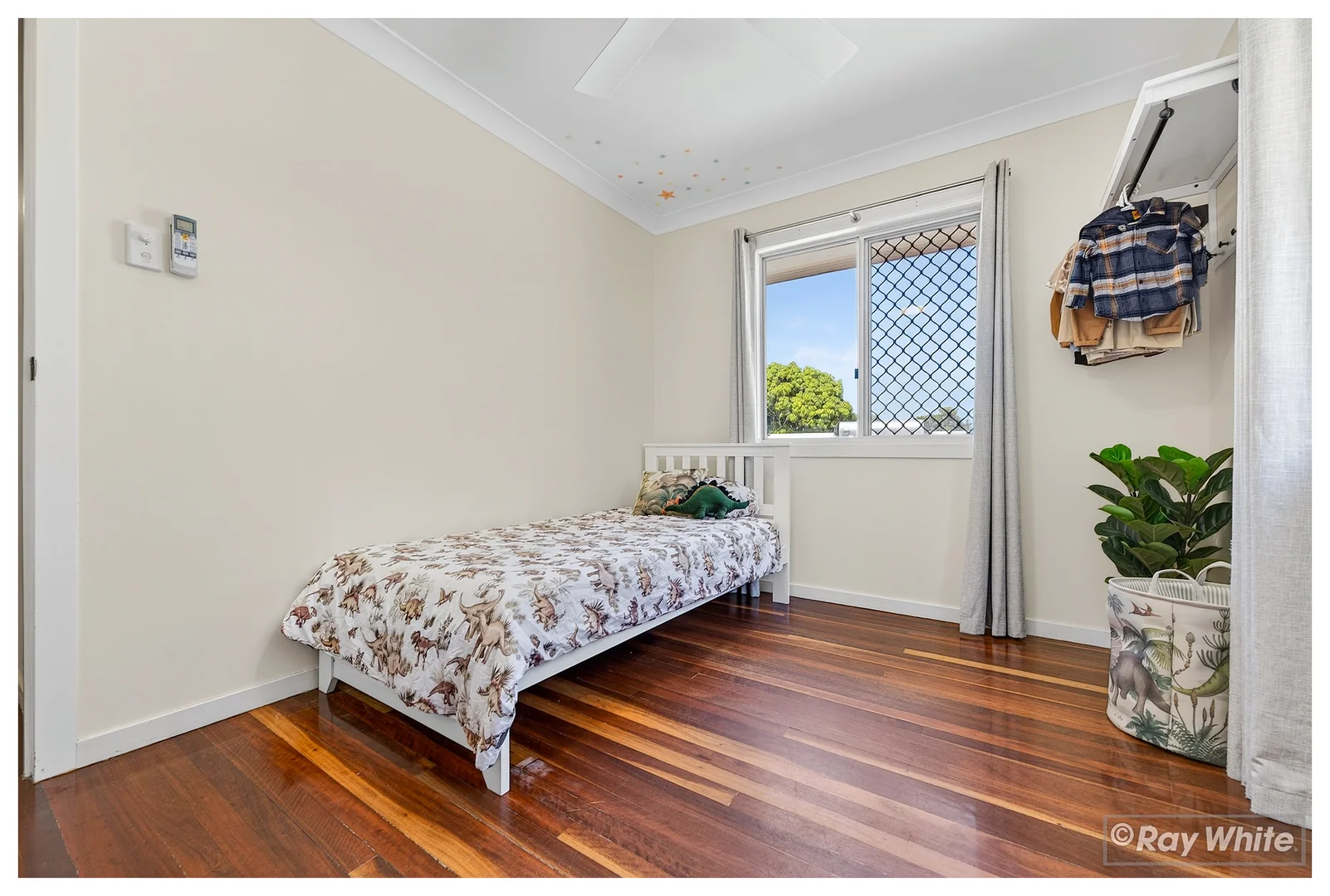 Additional image 44 of 321 Warnock Street, Koongal QLD 4701