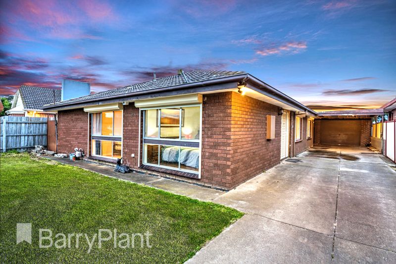 8 Maplewood Road, Kings Park VIC 3021, Image 0