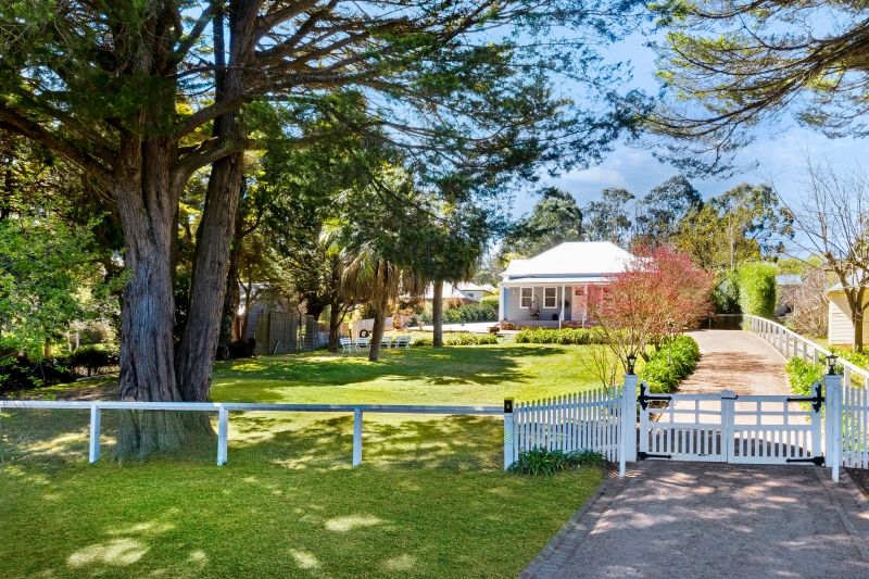 8 Oxley Street, Berrima NSW 2577, Image 0