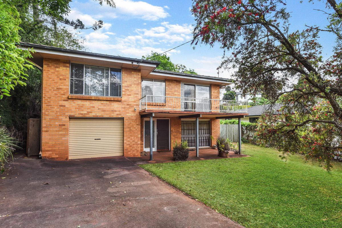 11 Fairholme Street, Mount Lofty QLD 4350, Image 0