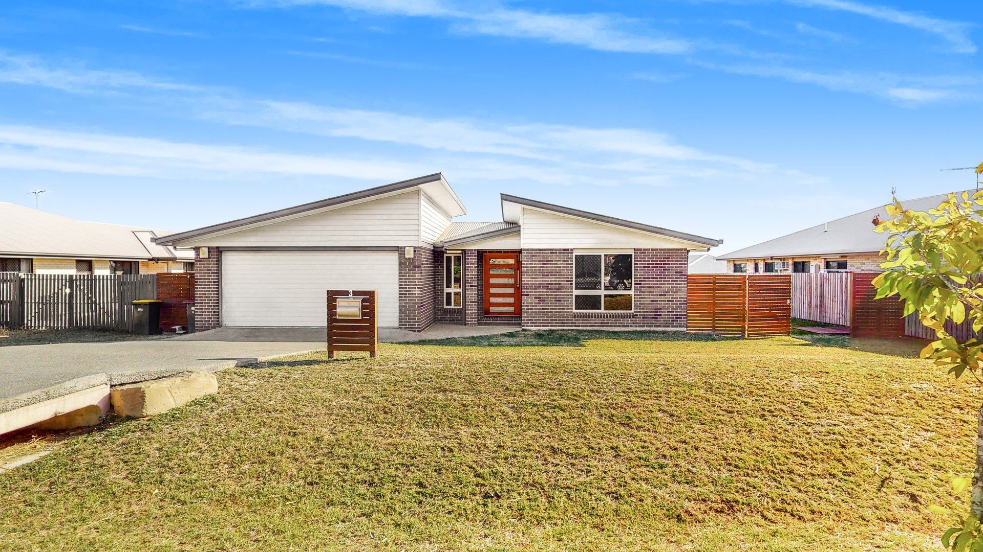 4 bedrooms House in 3 Jim Goldston Avenue NORMAN GARDENS QLD, 4701