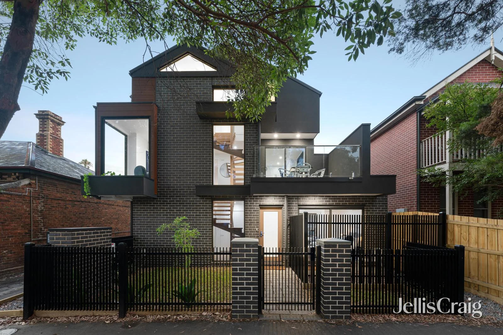 Primary image of 1/212 Barkly Street, Brunswick VIC 3056