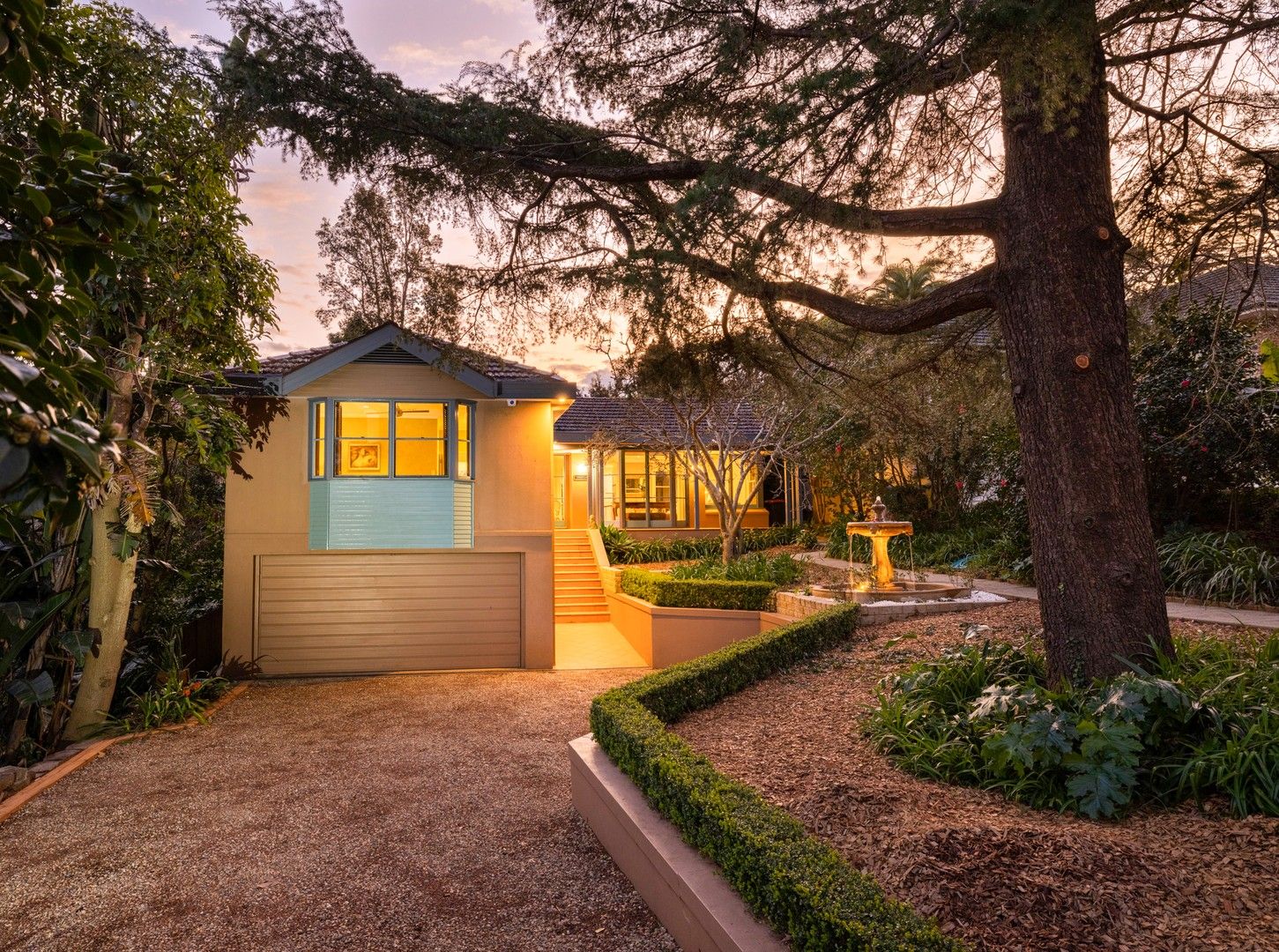 4 bedrooms House in 20 Woodville Avenue WAHROONGA NSW, 2076