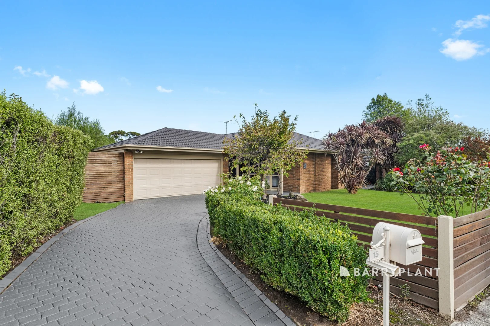 15 Shiraz Crescent, Narre Warren VIC 3805