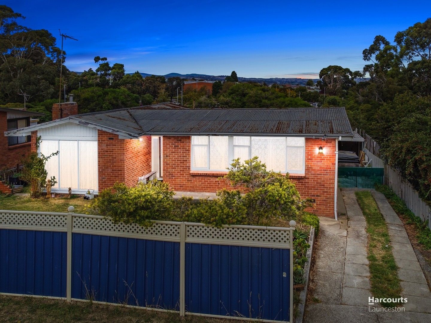 3 bedrooms House in 9 Ronneby Road NEWNHAM TAS, 7248