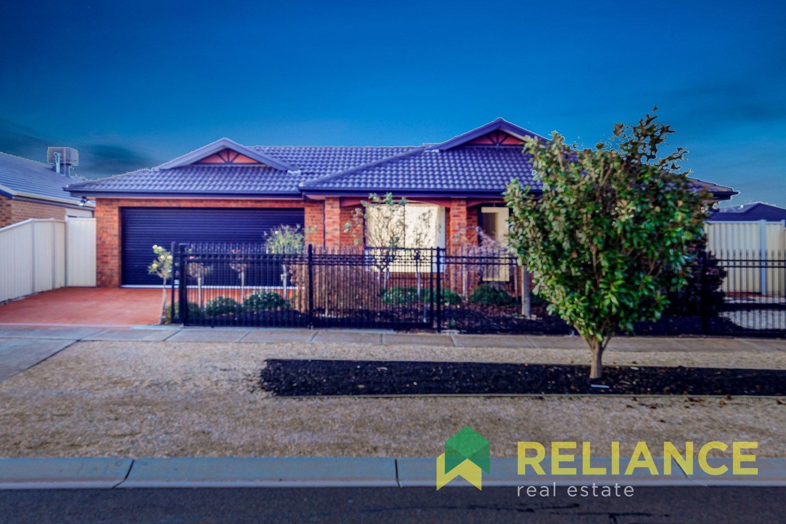 40 Scarborough Crescent, Harkness VIC 3337, Image 0