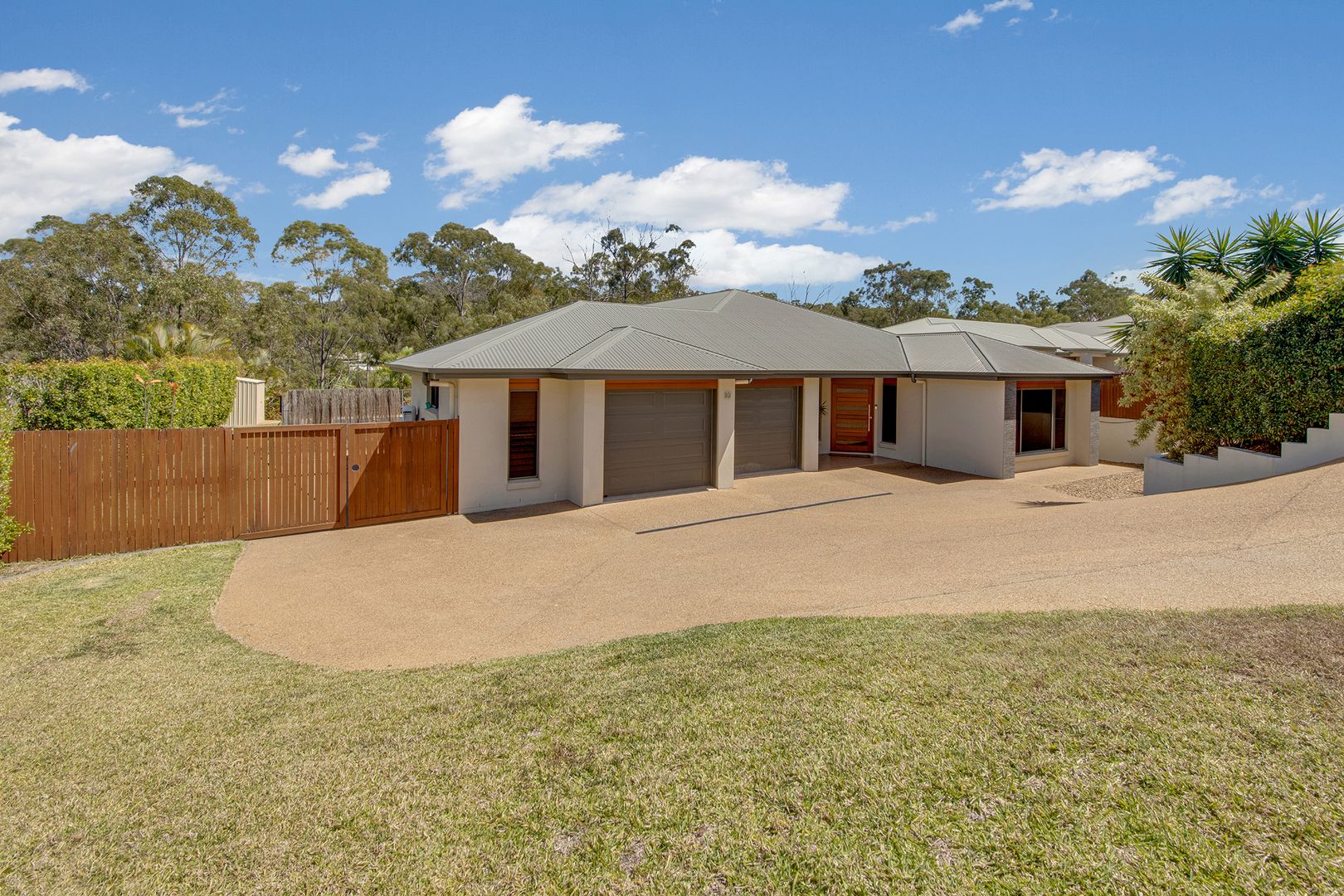 22 Beaver Avenue, South Gladstone QLD 4680, Image 2