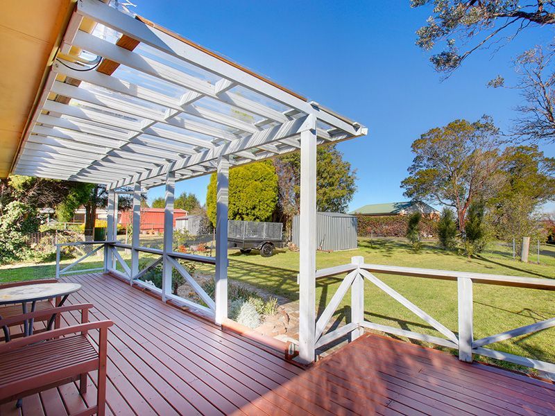 43 Dengate Crescent, Moss Vale NSW 2577, Image 1