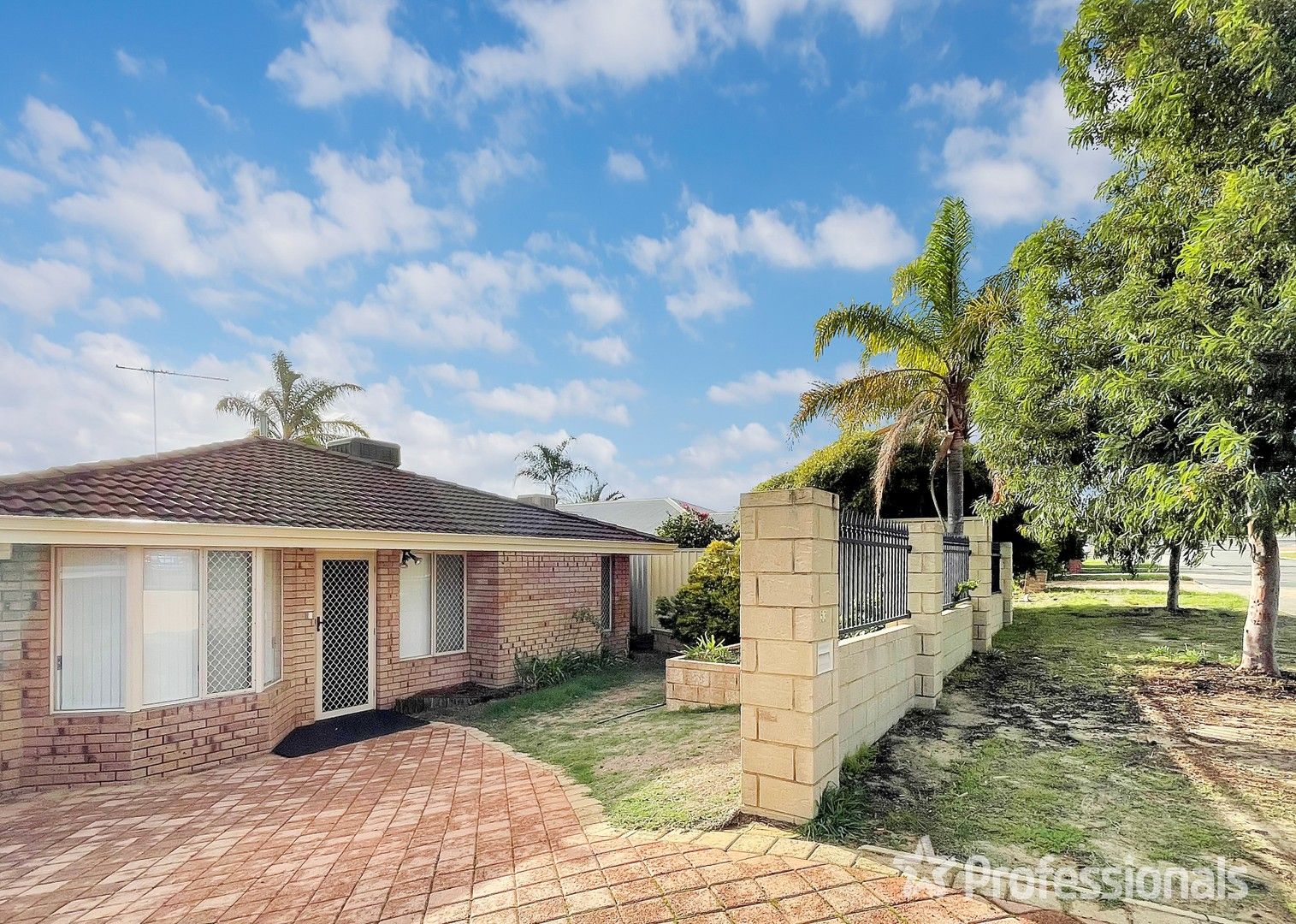 3 bedrooms House in 53 Apple Blossom Drive MIRRABOOKA WA, 6061