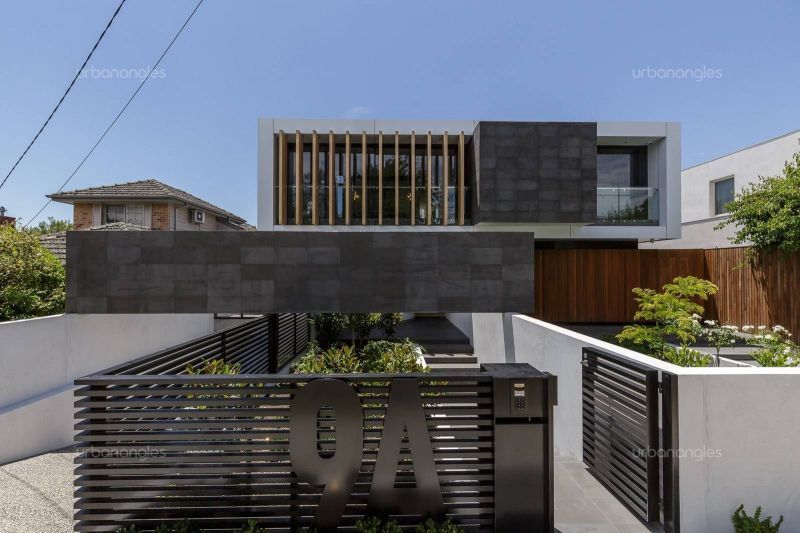 5 bedrooms House in 9A Hall Street BRIGHTON VIC, 3186