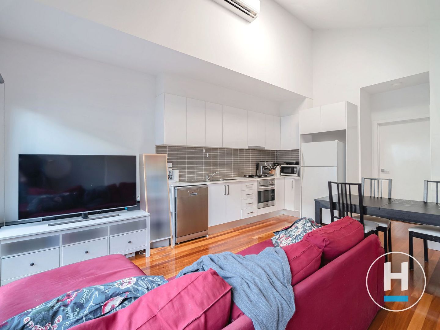 5/3 Queen Street, Essendon VIC 3040, Image 2