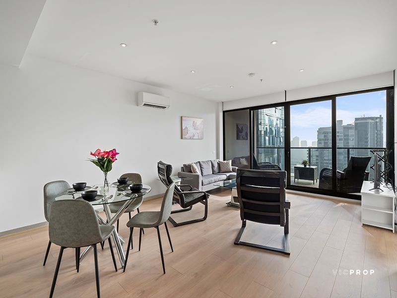 2 bedrooms Apartment / Unit / Flat in 2806/283 City Road SOUTHBANK VIC, 3006