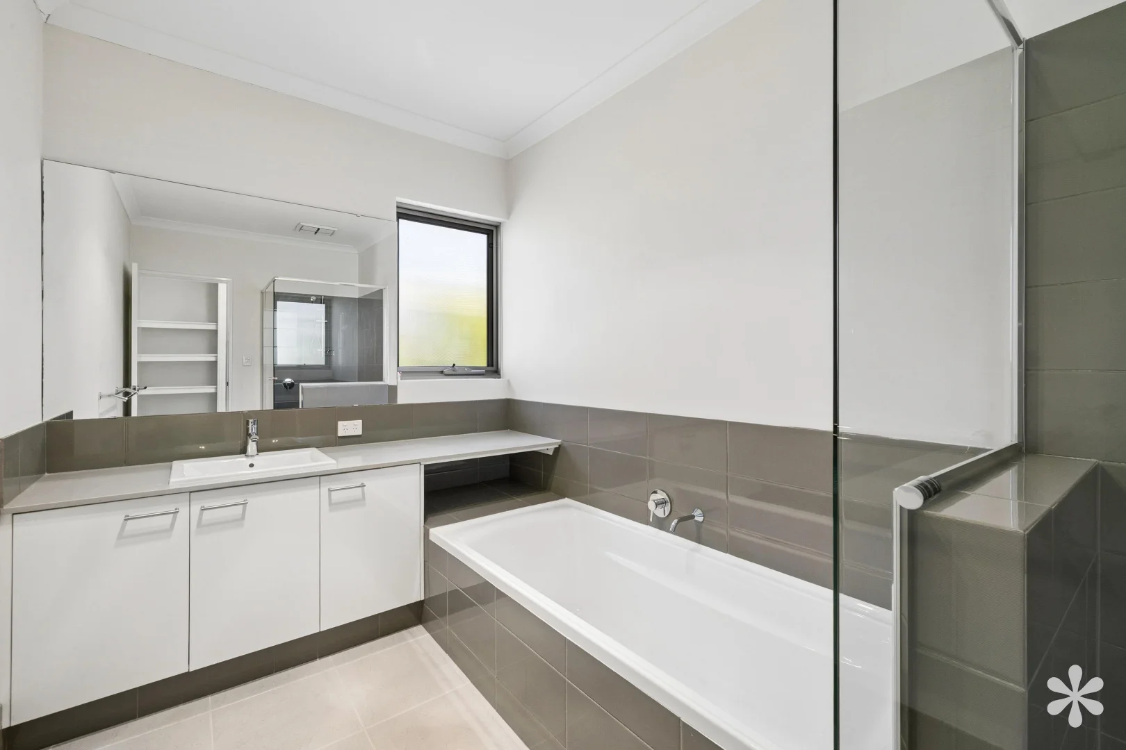 Additional image 14 of 17 Lurnea Place, Karawara WA 6152