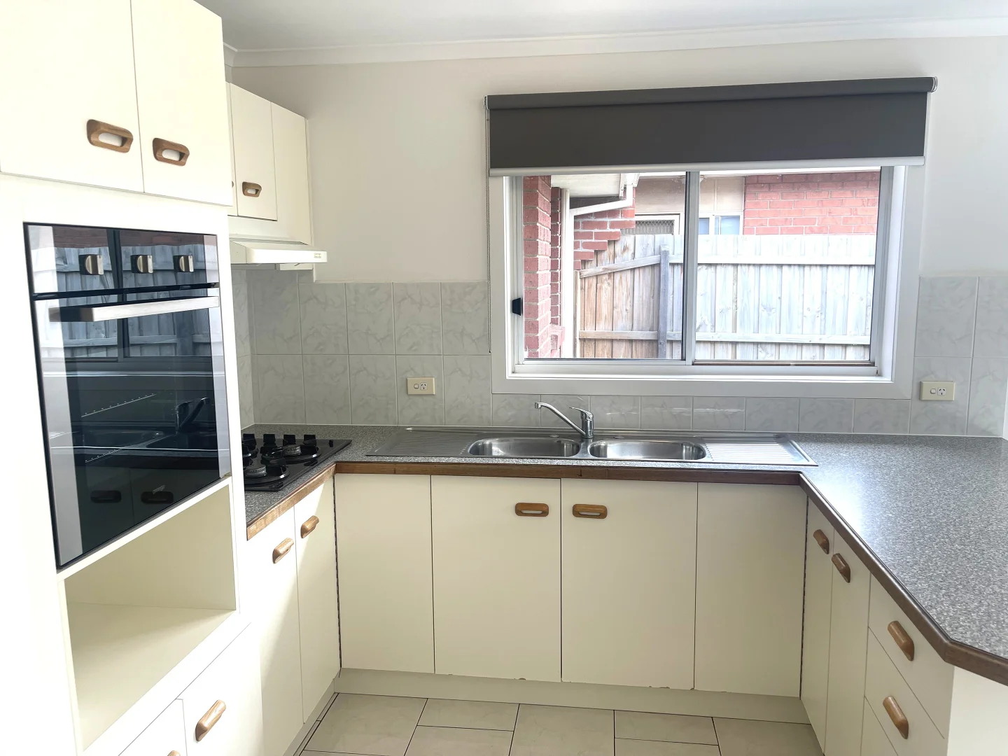 Additional image 4 of 5B Farrant Court, Altona Meadows VIC 3028