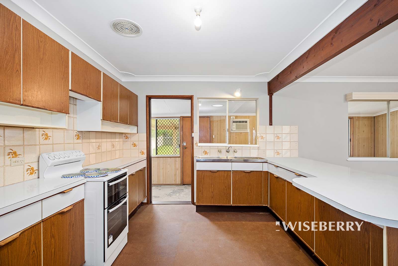 38 Ocean View Road, Gorokan NSW 2263, Image 2