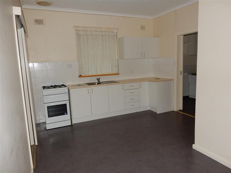 26 Oak Avenue, Clovelly Park SA 5042 House For Rent Domain