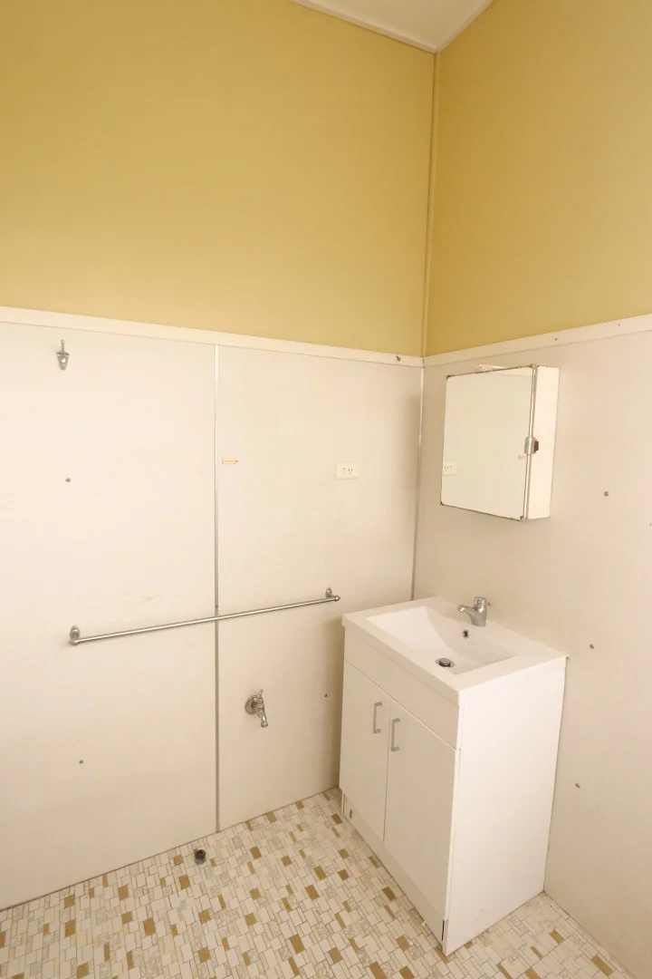 Additional image 6 of 4/63 Haig Street, Temora NSW 2666