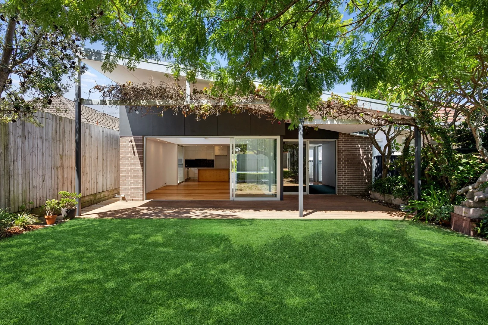 Primary image of 18 Paton Street, Kingsford NSW 2032