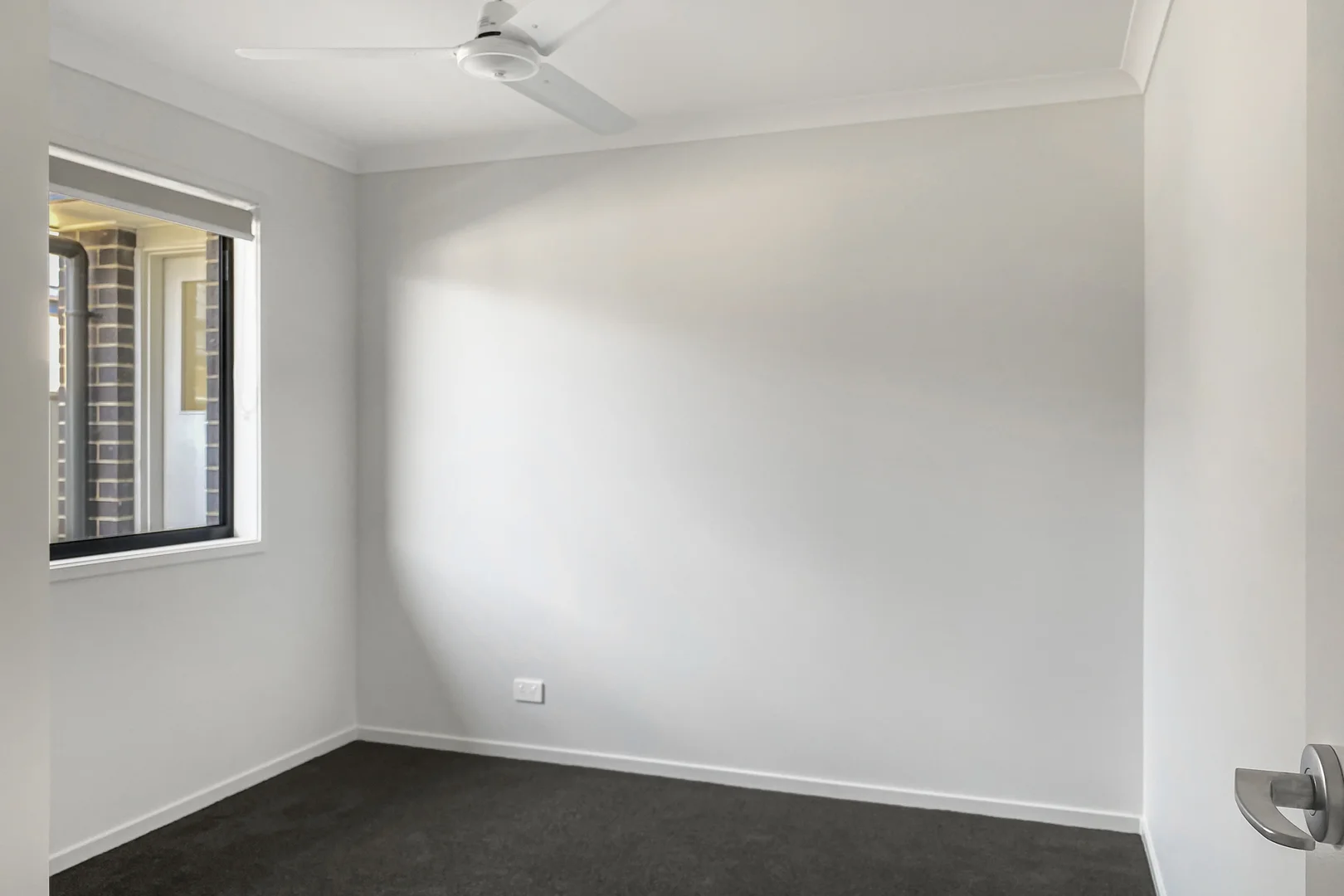 Additional image 6 of 3a Senor Avenue, Urangan QLD 4655