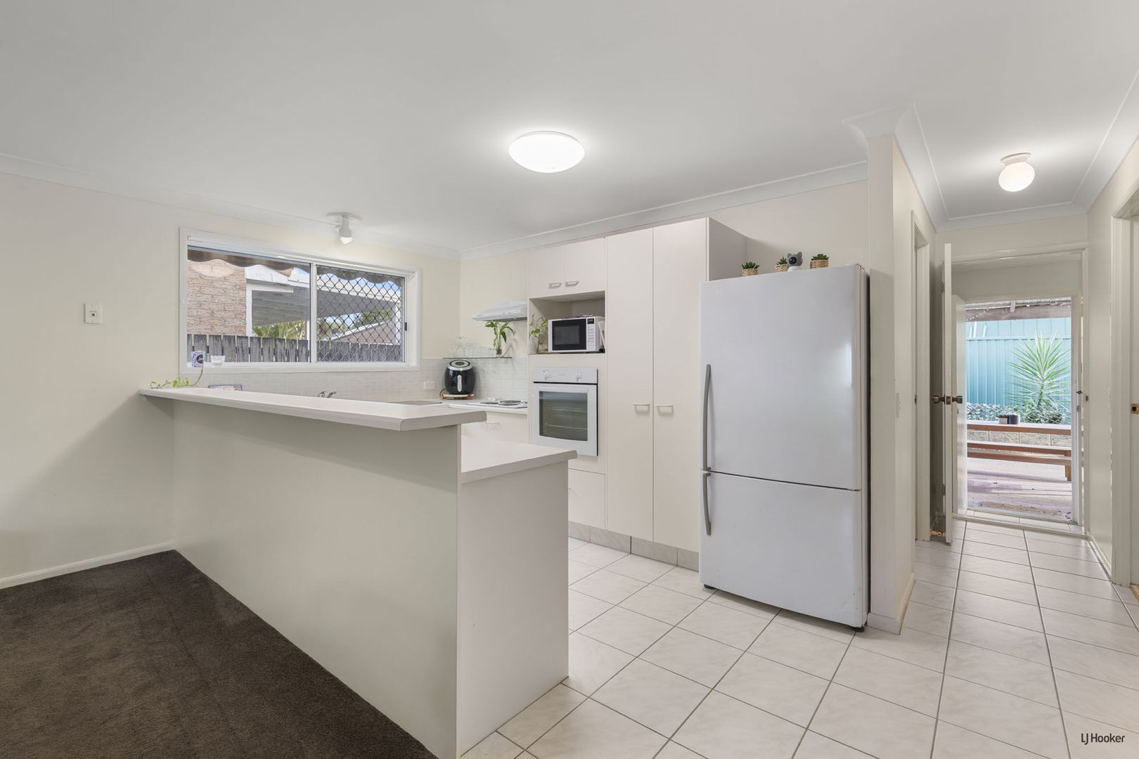 34/154 Currumbin Creek Road, Currumbin Waters QLD 4223, Image 2