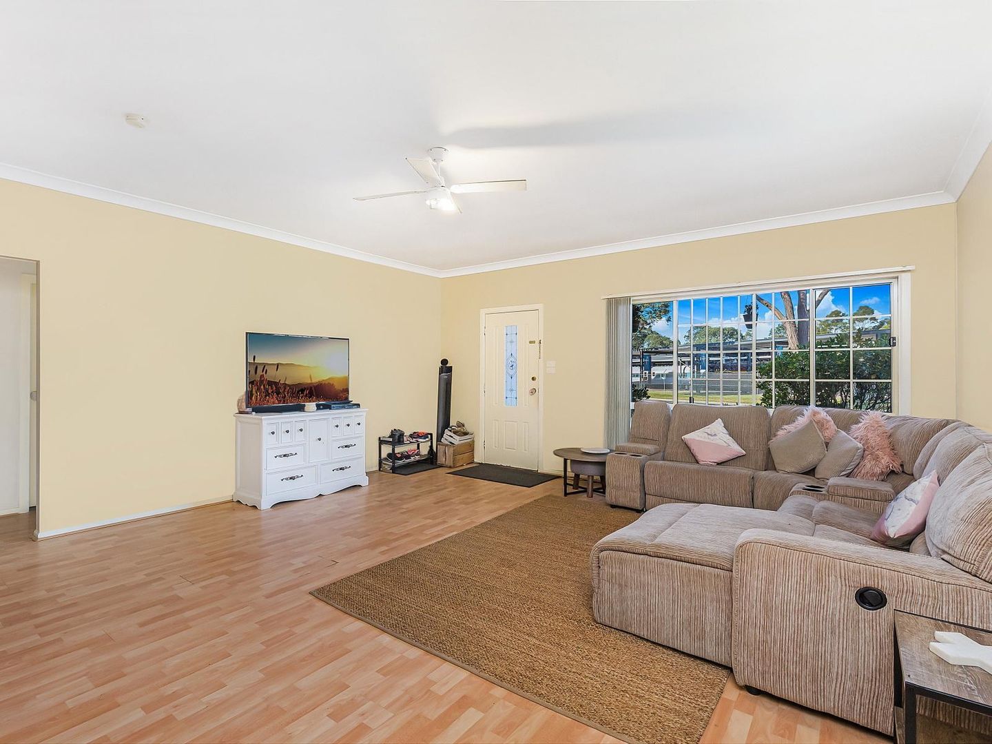 19a Barbour Road, Thirlmere NSW 2572, Image 2