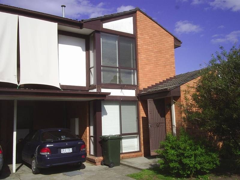 2 bedrooms Townhouse in 5/39 Maribyrnong Road ASCOT VALE VIC, 3032
