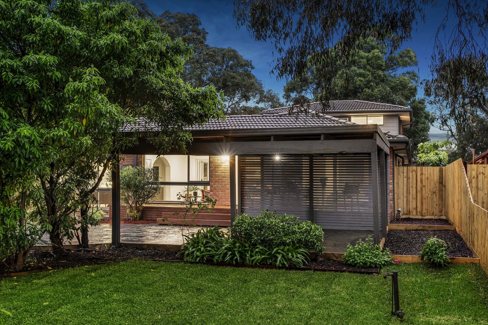 2 Kergo Place, Wantirna South VIC 3152, Image 0