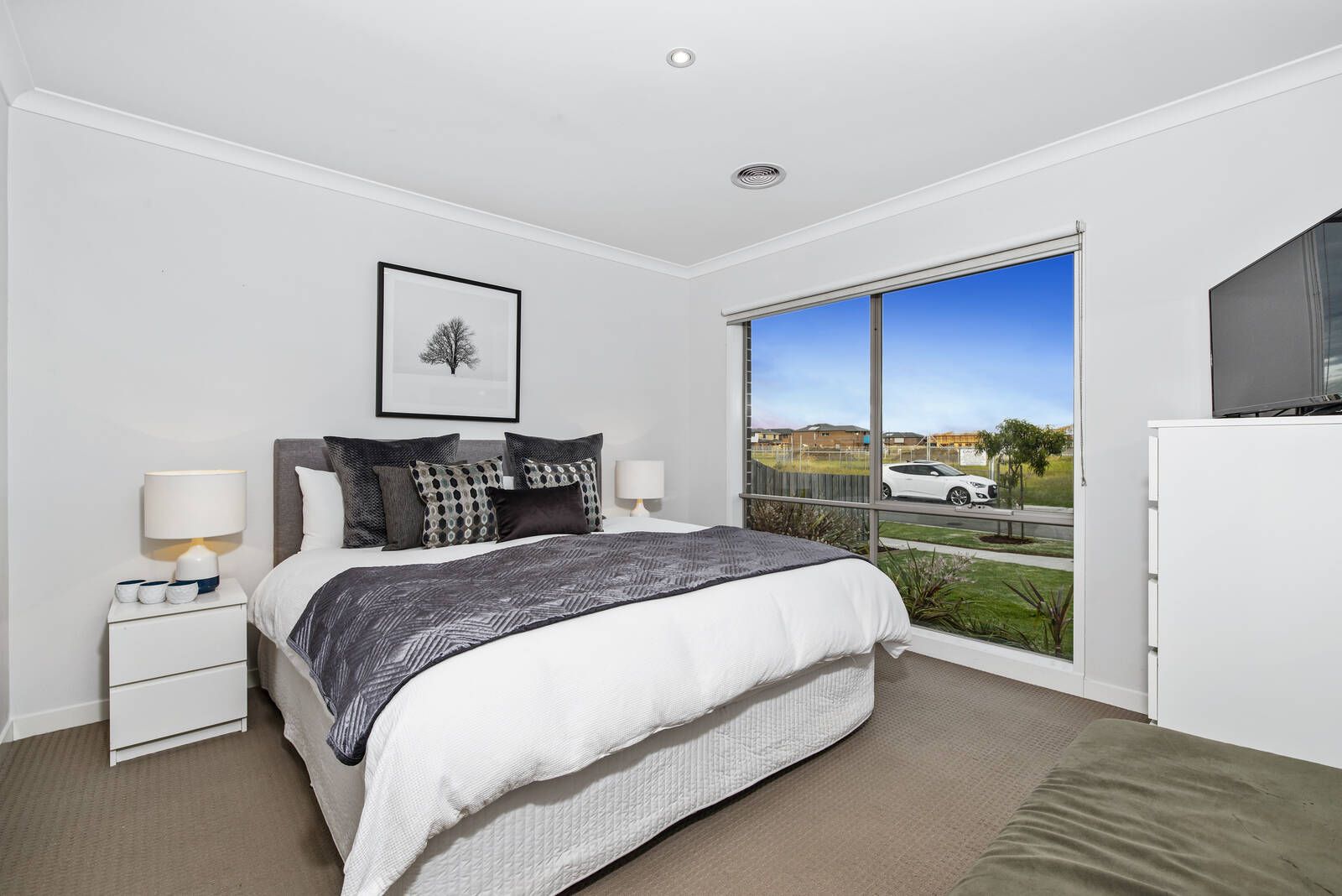 9 Waterfront Way, Keysborough VIC 3173, Image 1