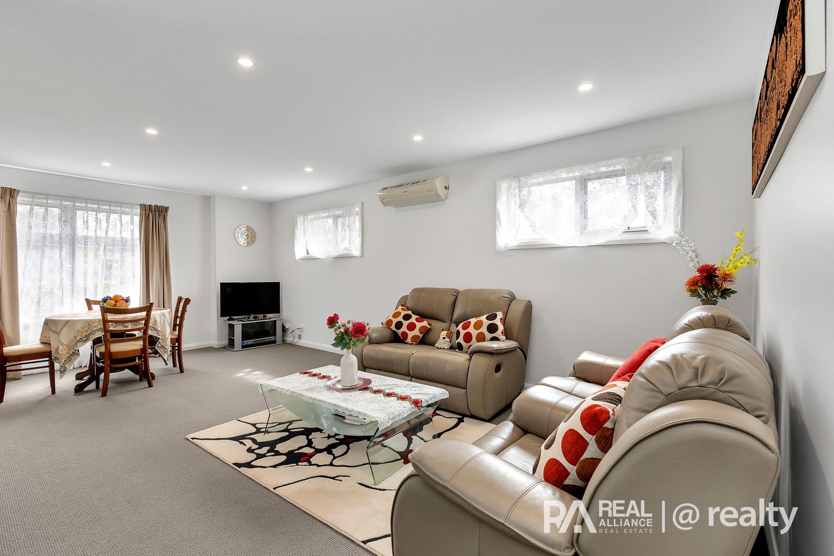 12/302 Golf Links Road, Narre Warren VIC 3805, Image 2