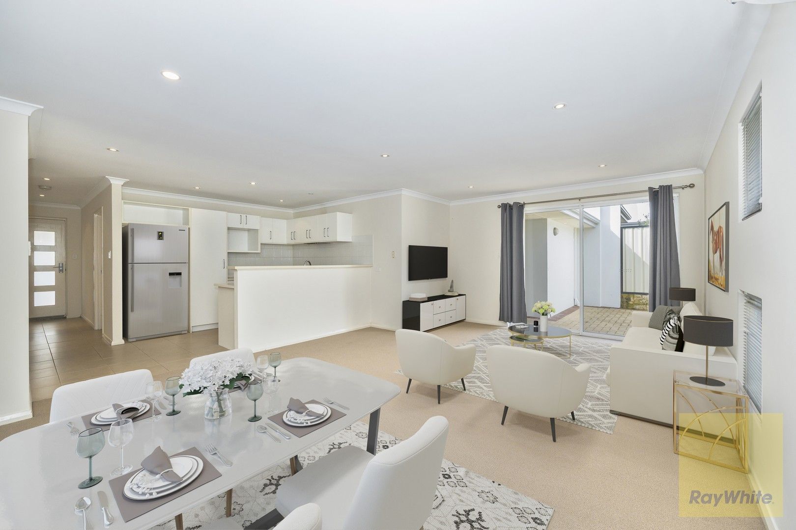 3 bedrooms House in 2 Redfern Bend CLARKSON WA, 6030
