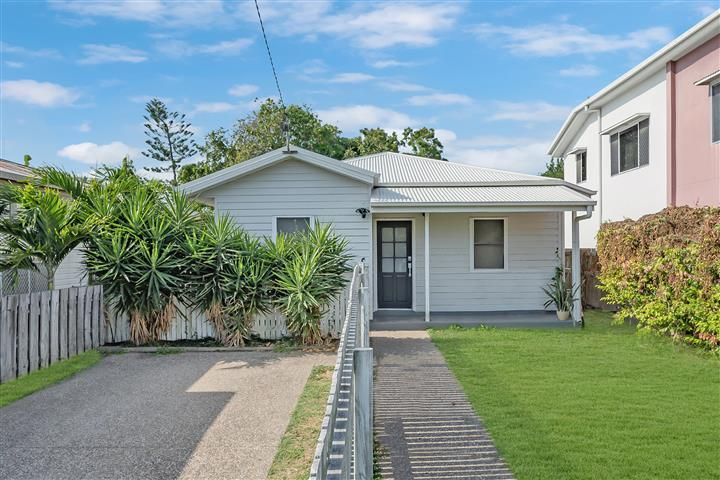 3 bedrooms House in 31C Bayswater Terrace HYDE PARK QLD, 4812