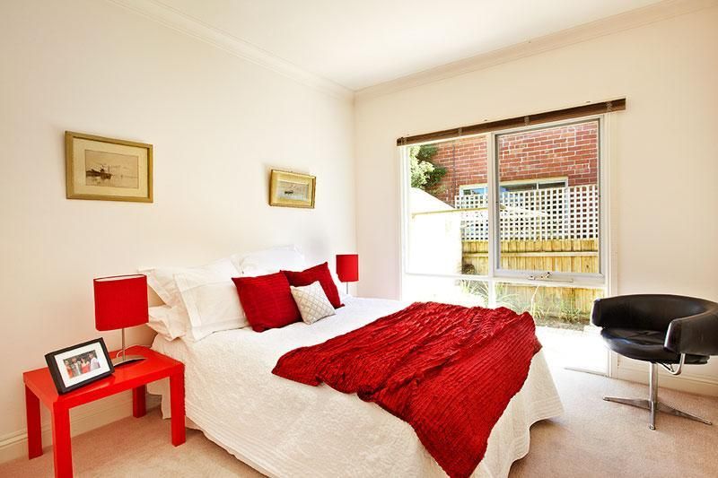 1/57 Begonia Road, ELSTERNWICK VIC 3185, Image 2