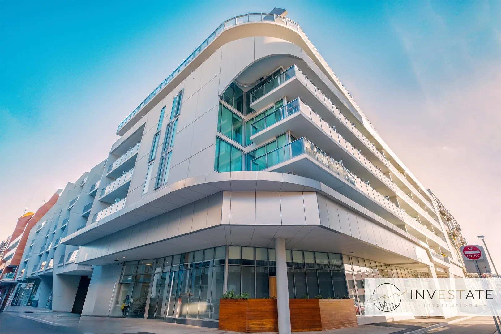 Oversized Balcony | Lifestyle Living in Trilogi Apartments, Prahran