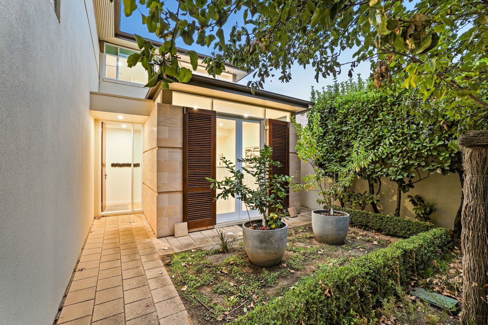 3 bedrooms Townhouse in 42 Stanley Street NORTH ADELAIDE SA, 5006