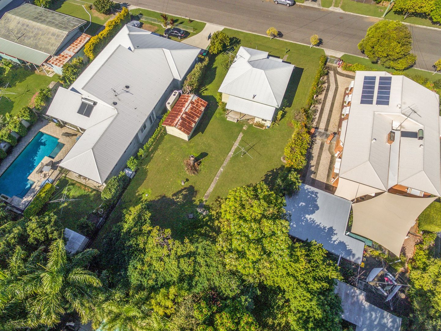 39 Davidson Street, Wynnum QLD 4178, Image 2