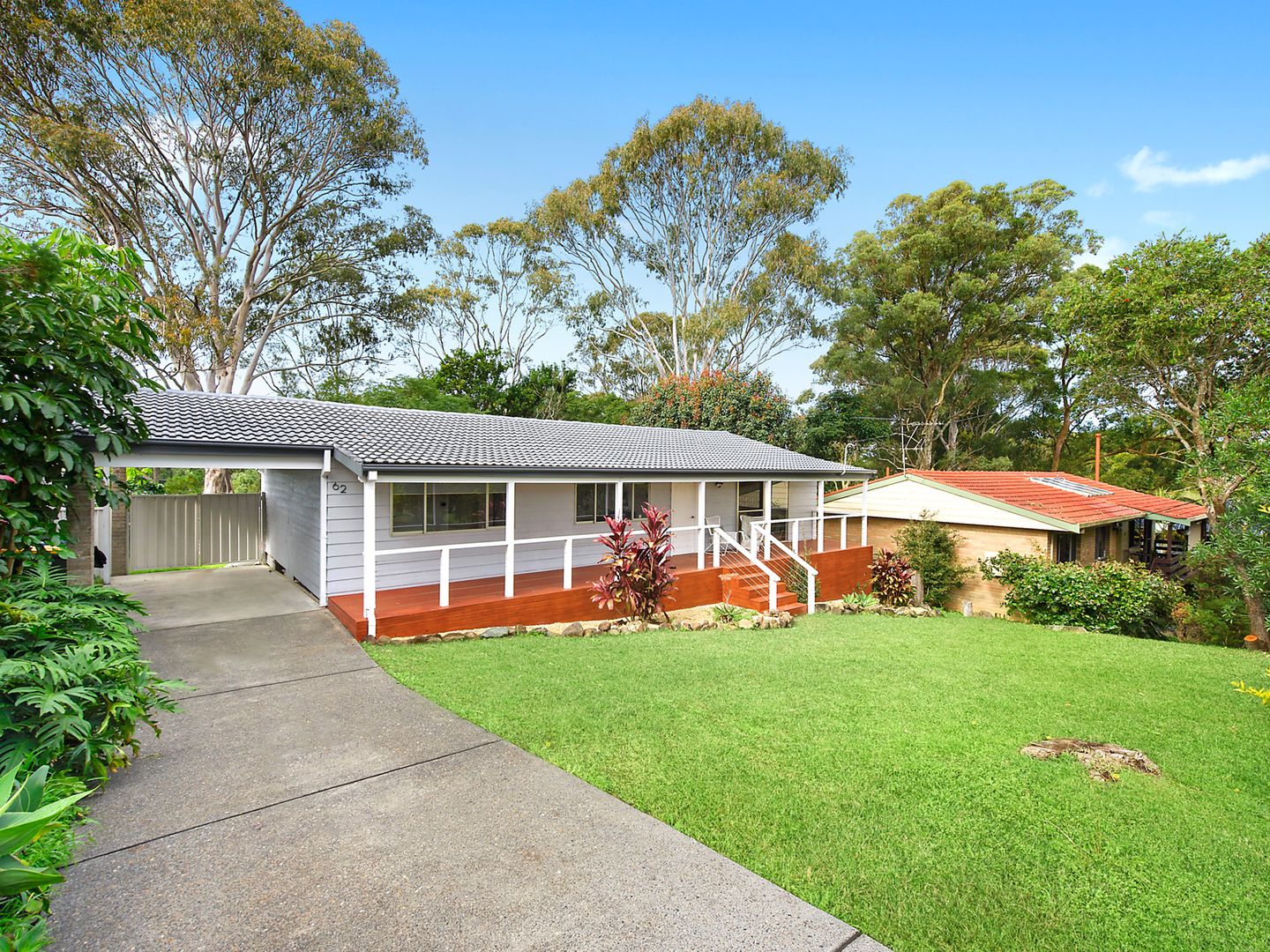 3 bedrooms House in 62 Clifton Drive PORT MACQUARIE NSW, 2444